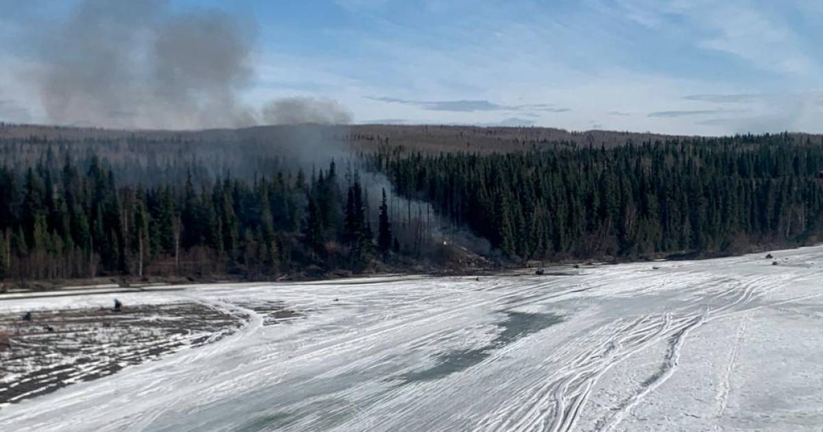 Plane crashes into river in Alaska