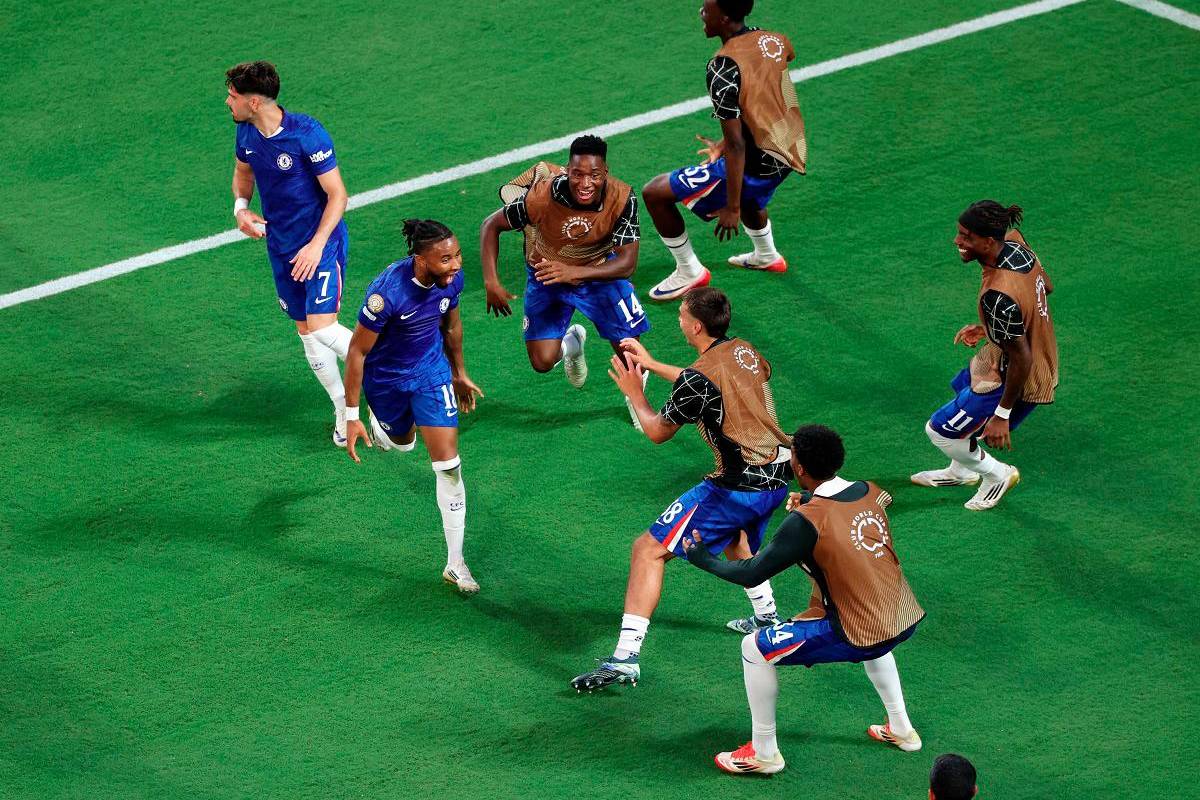Chelsea defeat Benfica in weather-delayed Club World Cup clash