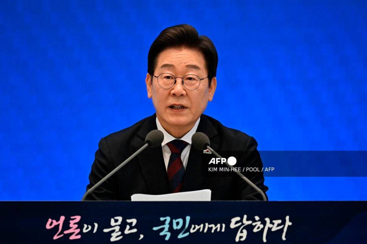 South Korean president to meet Japan PM in Tokyo ahead of US talks