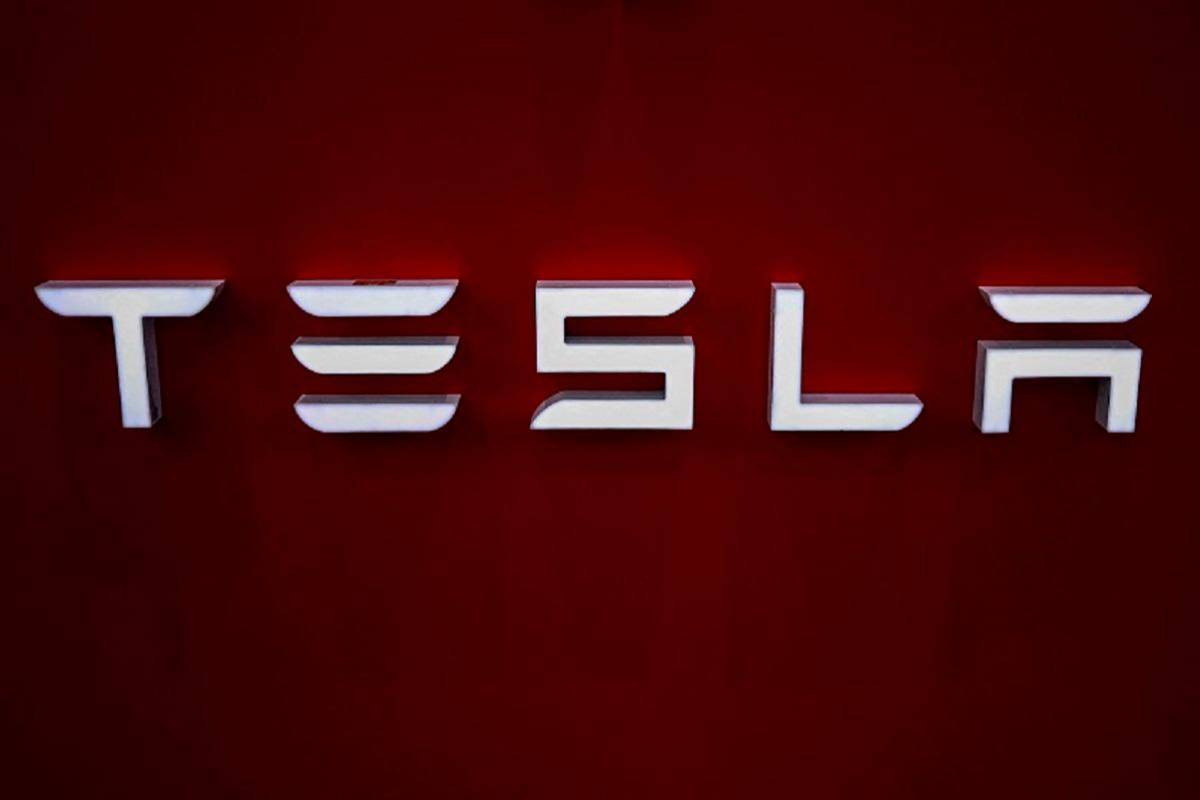 French Tesla customers sue over brand becoming ‘extreme right’