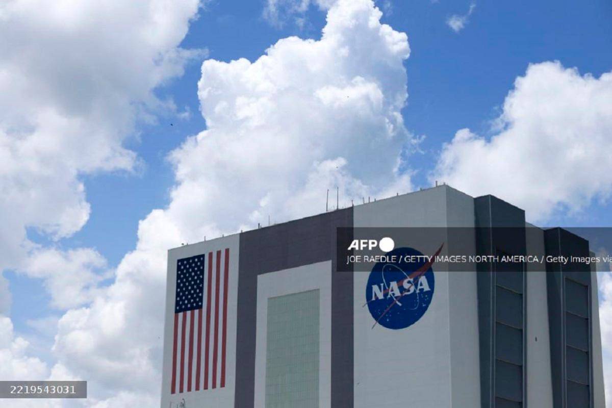 Russian space chief meets NASA head after 8-year gap