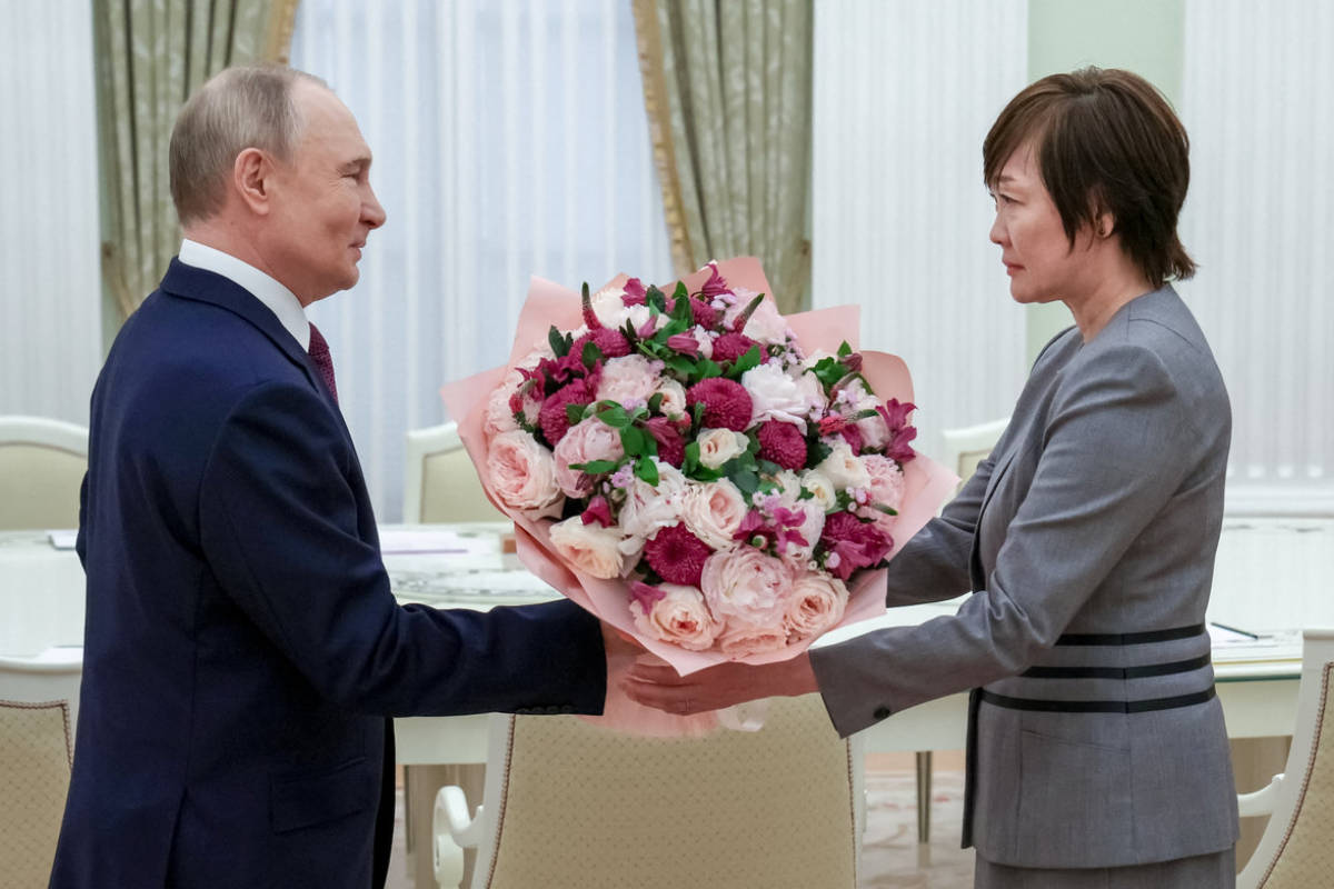 Russias Putin praises Abe, says late Japanese PM wanted peace treaty
