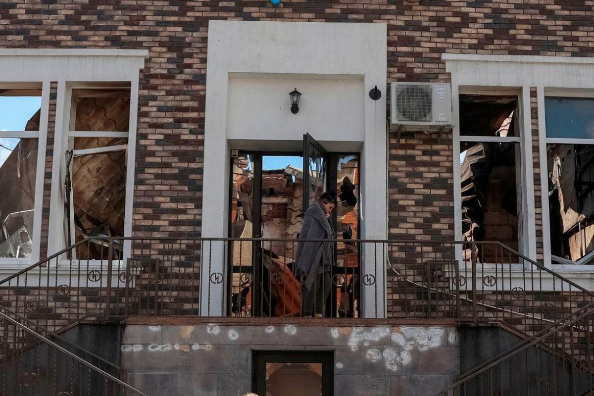 Ukrainian drone triggers fire in apartment building west of Moscow, official says