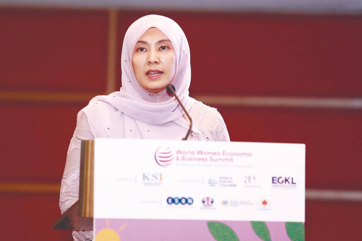 Structural barriers still hindering Malaysian women from economic participation: Nurul Izzah