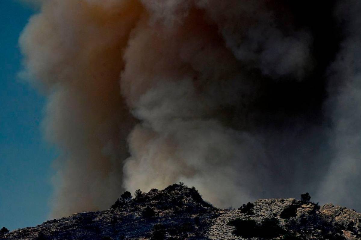 Spain lifts lockdown for thousands as forest fire eases