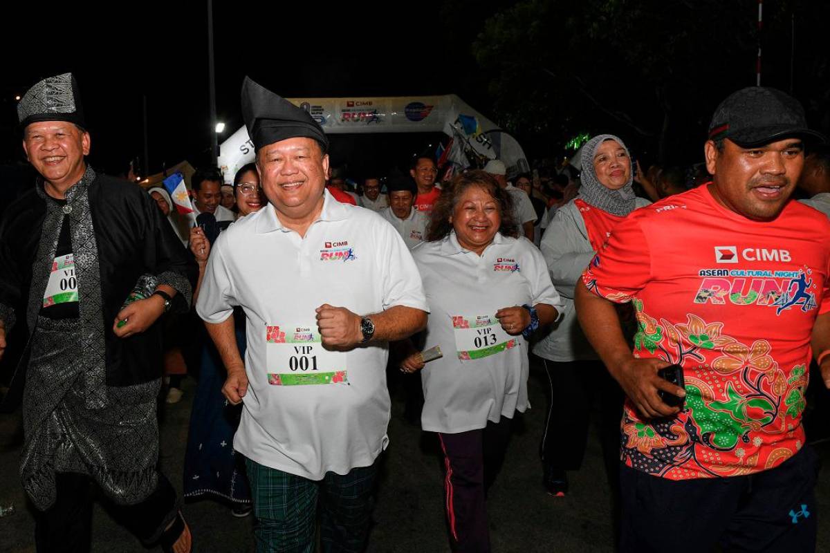 CIMB ASEAN Cultural Night Run 2025 unites 4,000 on Penang Bridge