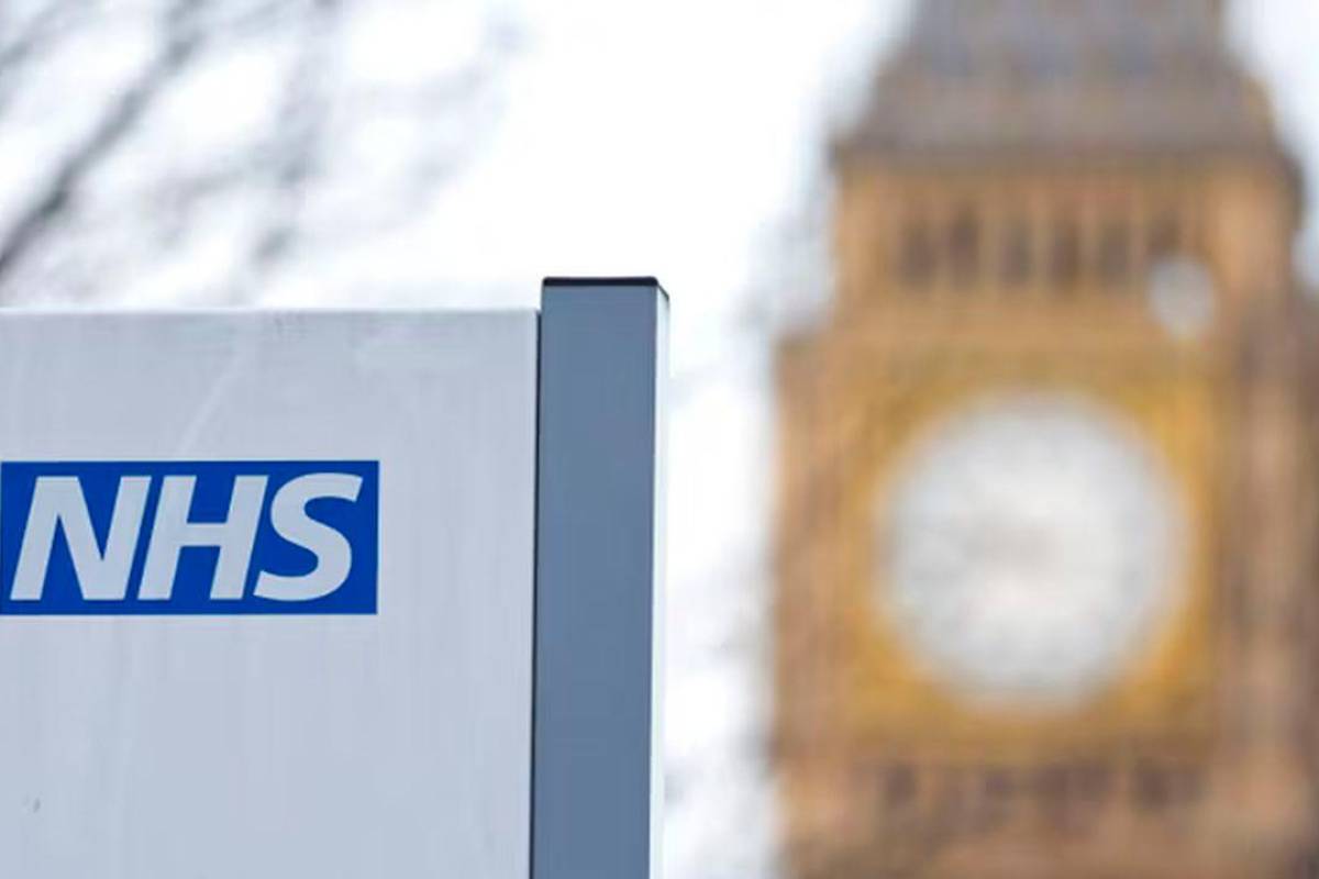 Hospital doctors in England set to strike again over pay