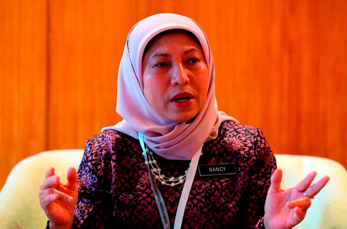 Datuk Seri Nancy Shukri- BERNAMA