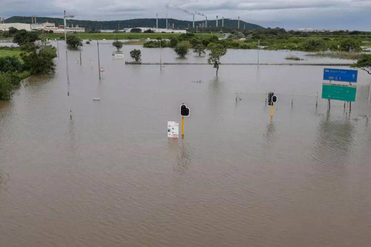 S. Africa flooding toll rises to nine, children missing