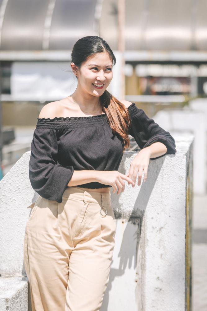 $!Elizabeth Tan is hoping for more acting opportunities in the local entertainment industry. – Sunpix by Zahid Izzani