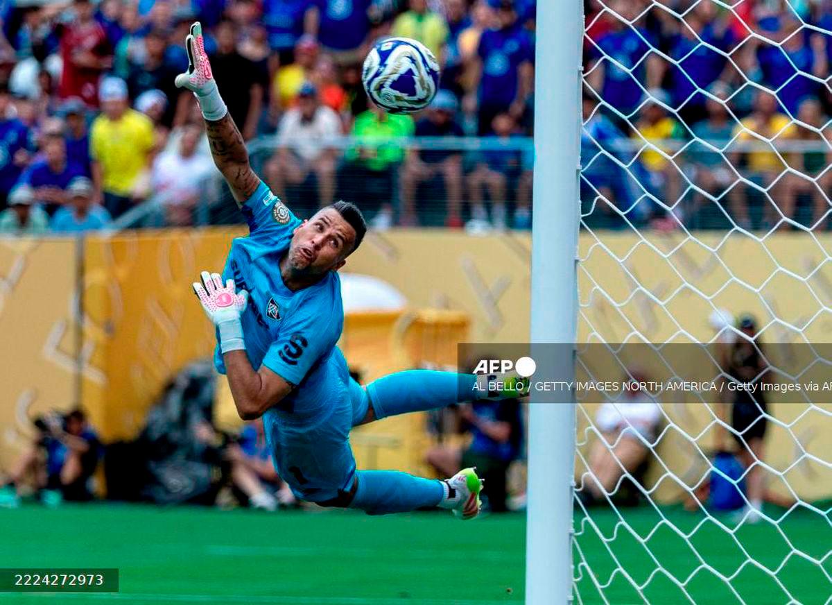 Goalkeeper Fabio. Getty Images via AFP
