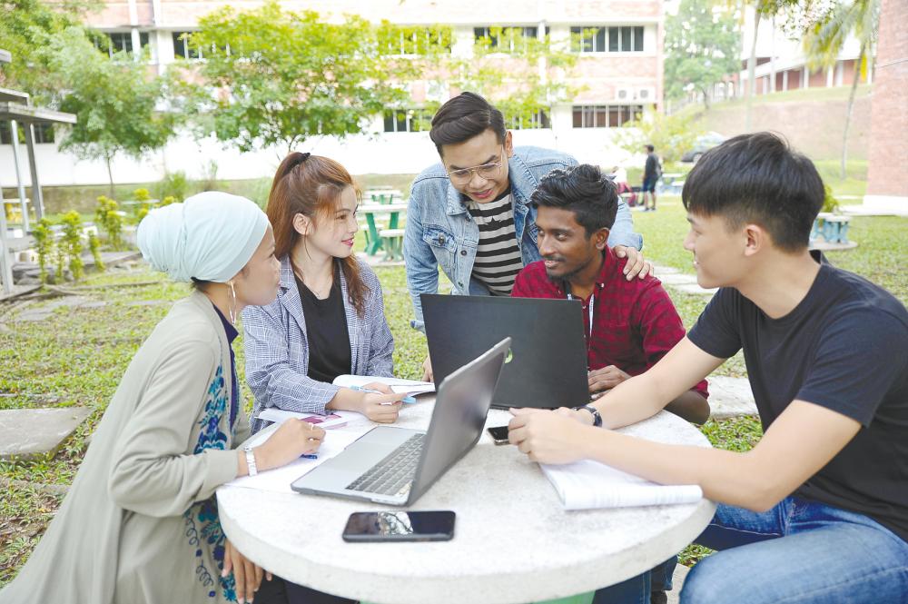 The Covid-19 Instalment Plan is applicable for new TAR UC students who are pursuing Foundation, A Level, Diploma and Bachelor degree programmes.