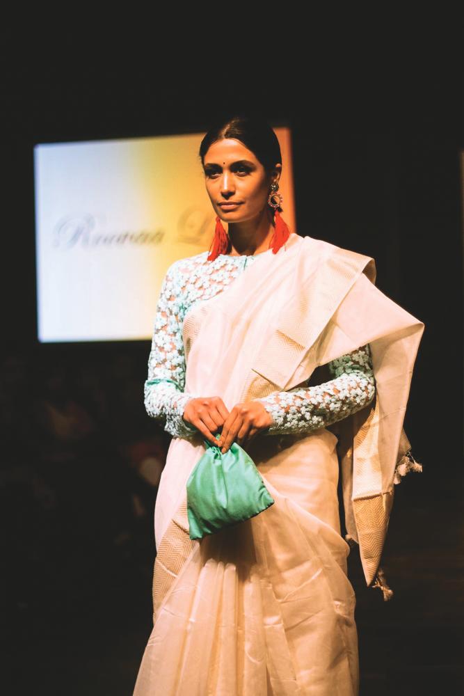 $!Roovaa Lijuan’s designer sarees showcased in a fashion show. – Courtesy of Roova Lijuan