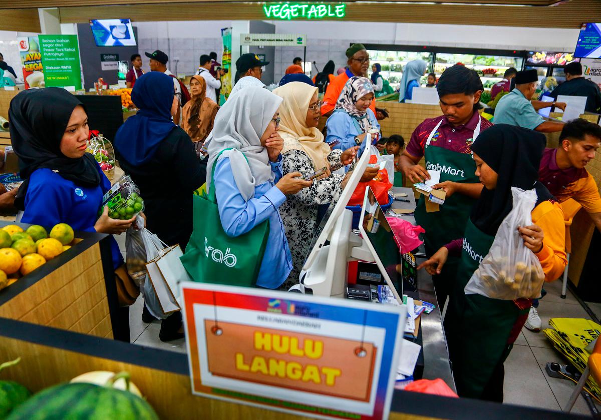 Pix for representational purposes - ADAM AMIR HAMZAH / THESUN