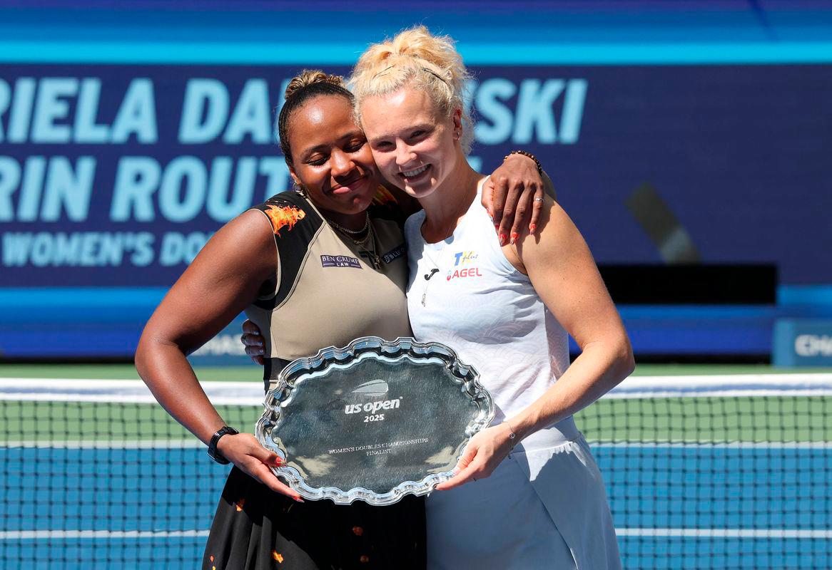 American Taylor Townsend (L) and Czechia’s Katerina Siniakova