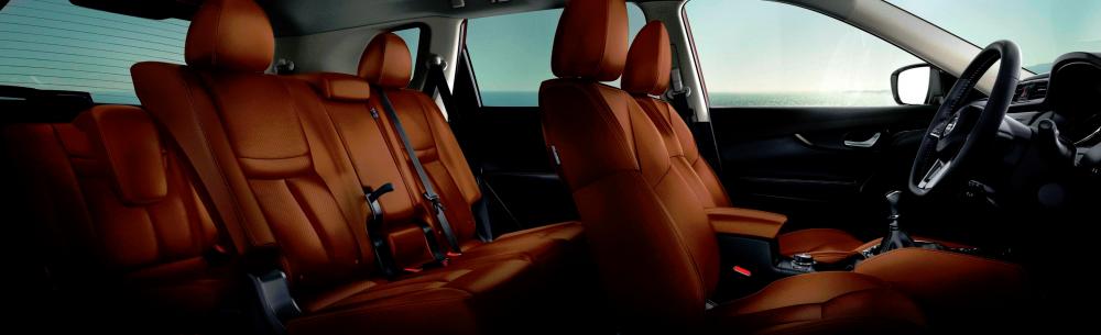 $!Luxurious brown nappa leather seats.