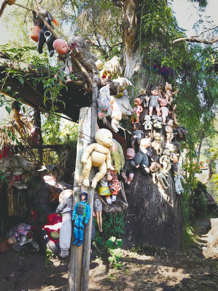 $!The spooky Island of Dolls will definitely creep visitors out. – momousumi