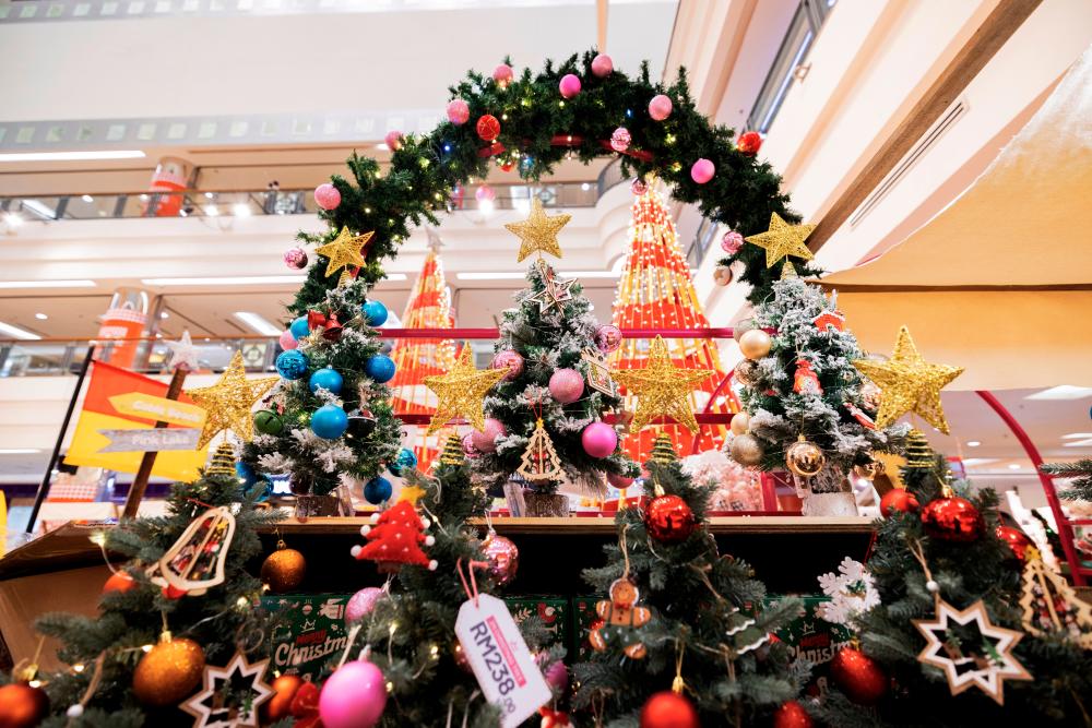 Elevate your festive shopping experience at 1 Utama, where a world of surprises awaits. – PICS COURTESY OF 1 UTAMA.