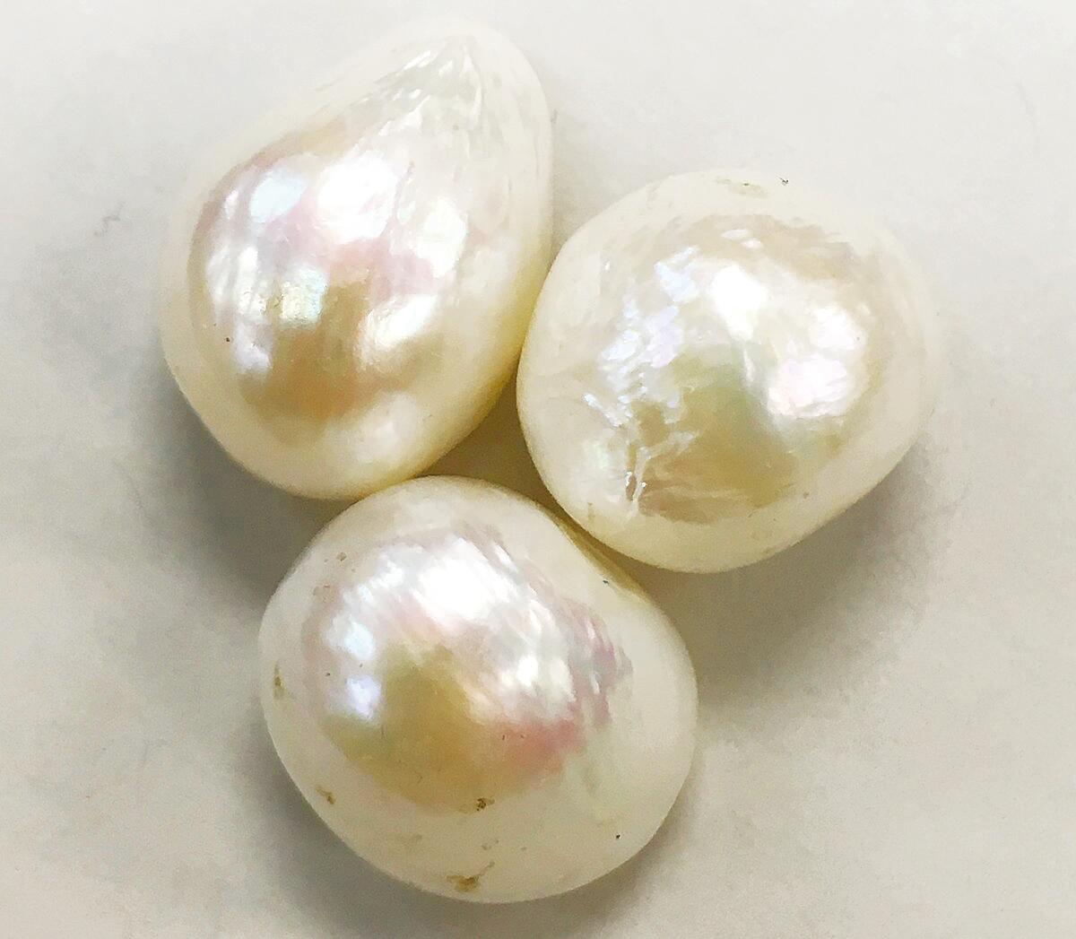 Pearls don’t form overnight; it is the same with us. The process is slow and it often feels like nothing is happening but beneath the surface, something is. – WIKIMEDIAPIC