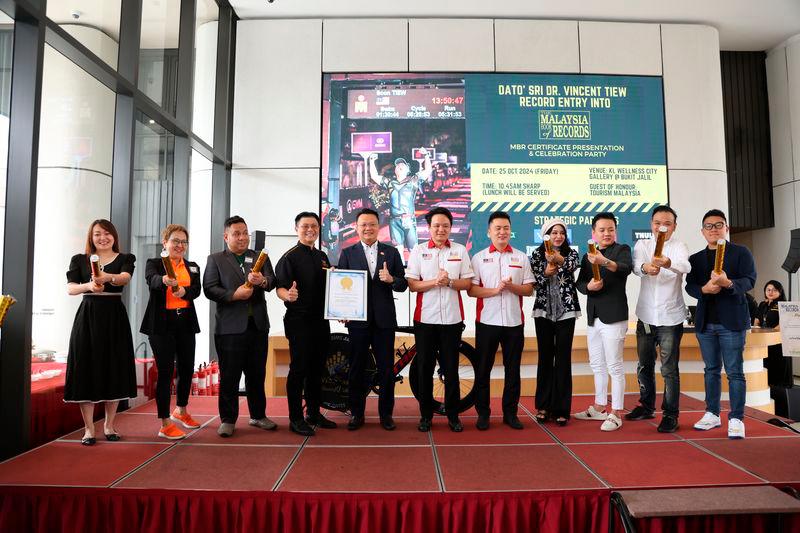 KL Wellness City’s Executive Director awarded the Malaysia Book of Record