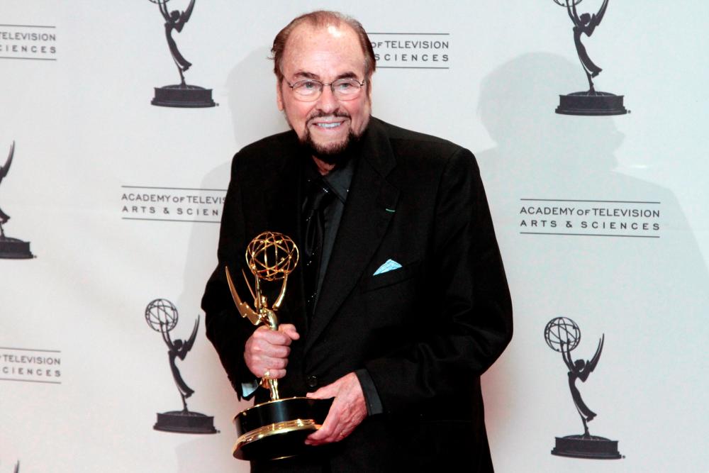 James Lipton poses backstage with the Emmy for Outstanding Informational Series Or Special for “Inside the Actors Studio” at the 65th Primetime Creative Arts Emmy Awards in Los Angeles, California September 15, 2013. REUTERS/Jonathan Alcorn/File Photo