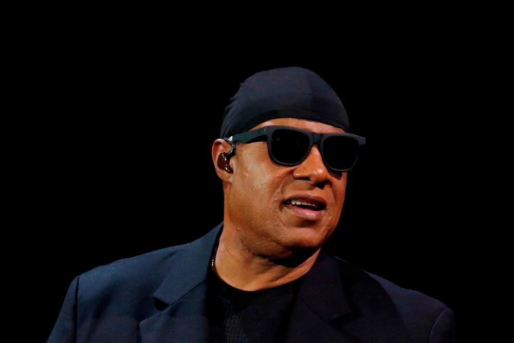 FILE PHOTO: Singer Stevie Wonder speaks during the 2017 Global Citizens Festival at Central Park in New York, U.S., September 23, 2017. REUTERS/Shannon Stapleton/File Photo