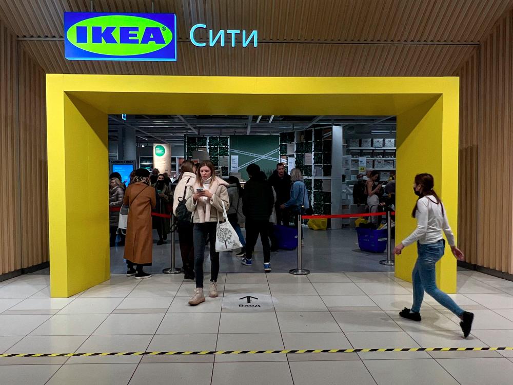 FILE PHOTO: Customers walk in IKEA store, in Moscow, Russia, March 3, 2022. REUTERSpix