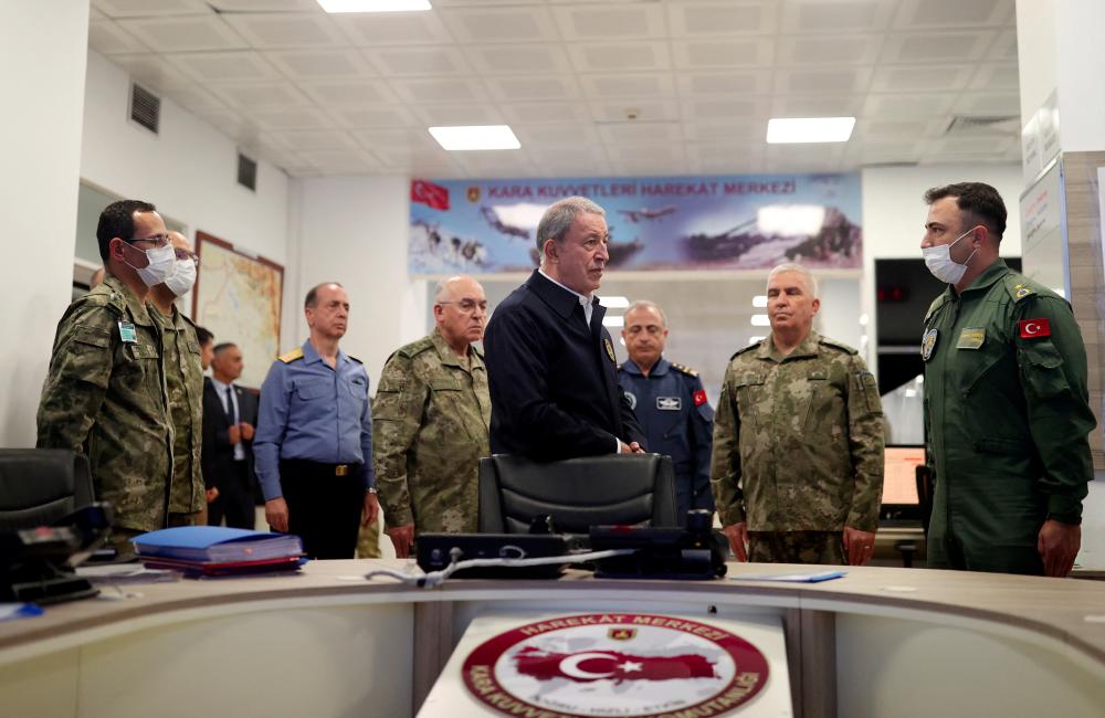 Turkish Defence Minister Hulusi Akar visits Land Forces Operation Center in Ankara, Turkey, November 21, 2022. - REUTERSPIX