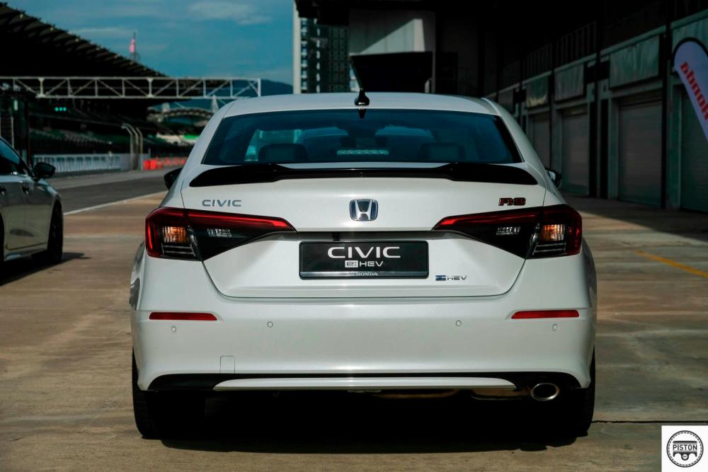 $!First Driving Impressions Of The Honda Civic RS e:HEV Sedan (w/VIDEO)