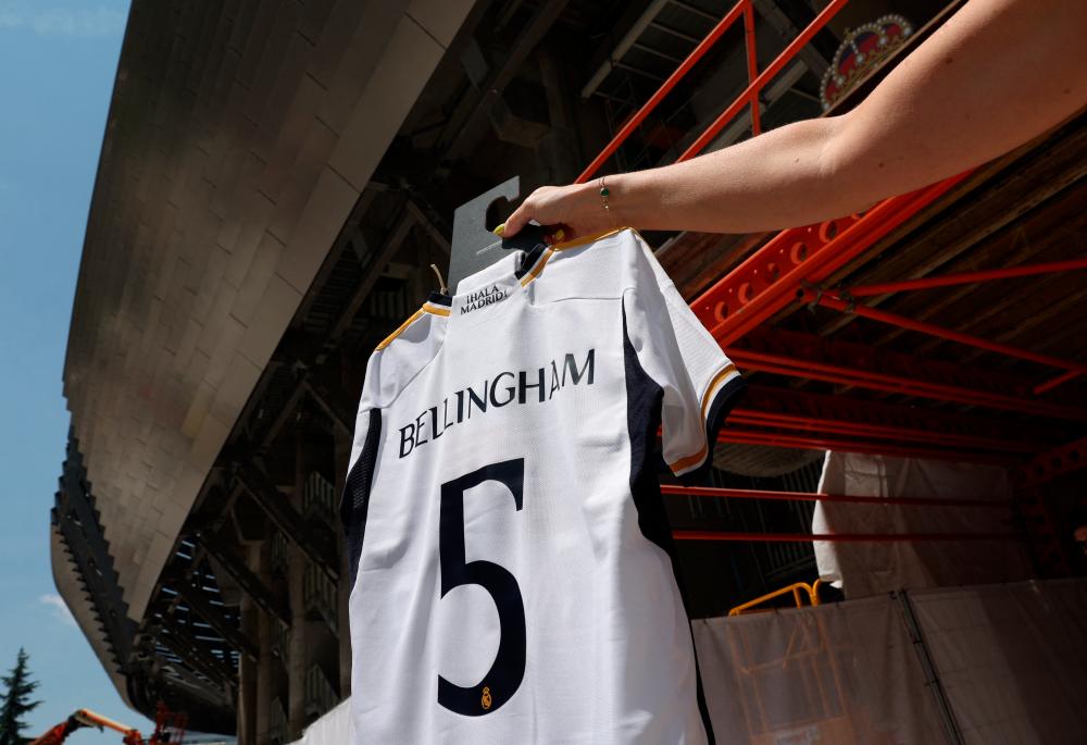 Bellingham paying 'homage' to Zidane with Madrid No 5 shirt