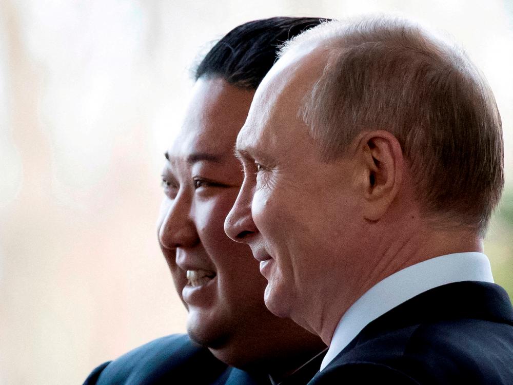 Russian President Vladimir Putin and North Korea’s leader Kim Jong Un pose for a photo during their meeting in Vladivostok, Russia, April 25, 2019. Picture taken April 25, 2019. REUTERSPIX
