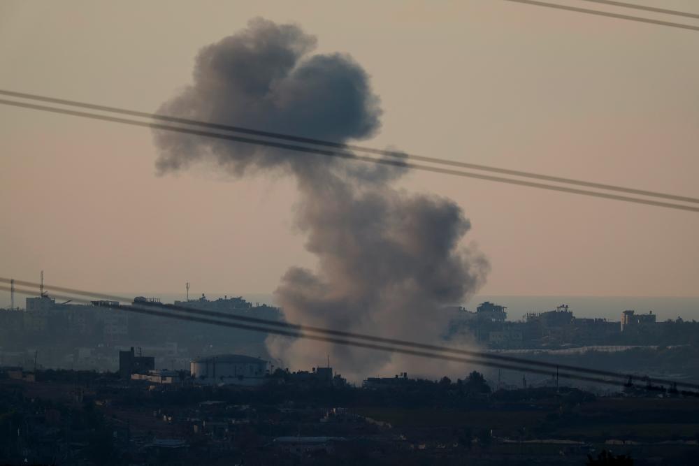 Smoke rises in Gaza, amid the ongoing conflict between Israel and the Palestinian group Hamas, as seen from south Israel November 17, 2023. - REUTERSPIX