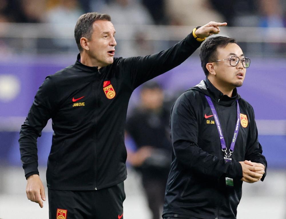 Soccer Football - AFC Asian Cup - Group A - Qatar v China - Khalifa International Stadium, Al Rayyan, Qatar - January 22, 2024China coach Aleksandar Jankovic - REUTERSPIX