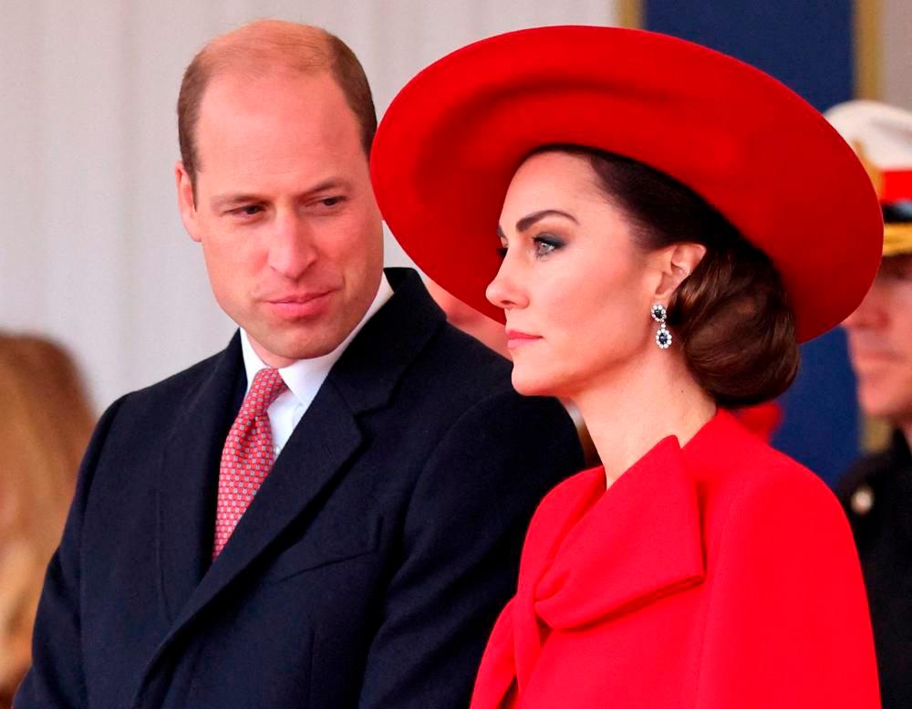 Gambar File: Putera William dan Catherine - REUTERS