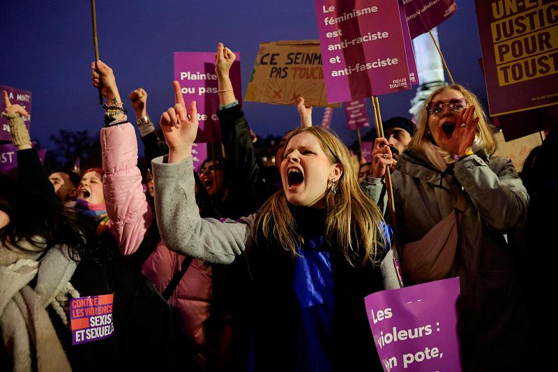 People attend a demonstration to protest against femicide, sexual violence and all gender-based violence to mark the International Day for Elimination of Violence Against Women, in Paris, France, November 23, 2024. - REUTERS/Abdul Saboor