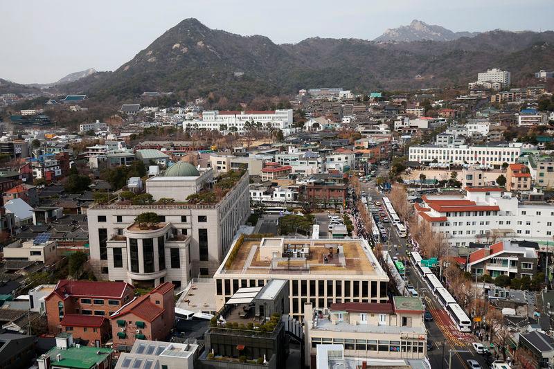 Police buses are parked to protect the Constitutional Court from far-right protesters in Seoul, South Korea.REUTERSpix