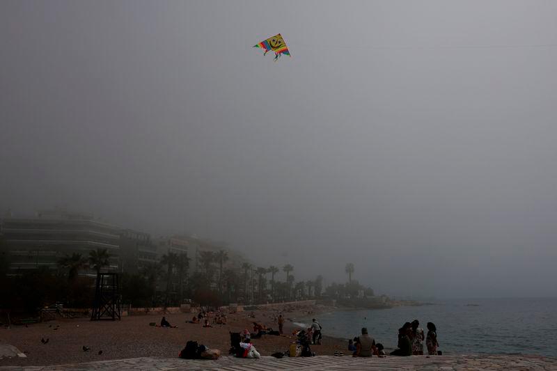 A kite flies amid fog at Palaio Faliro suburb in Athens, Greece, March 15, 2025. REUTERSpix