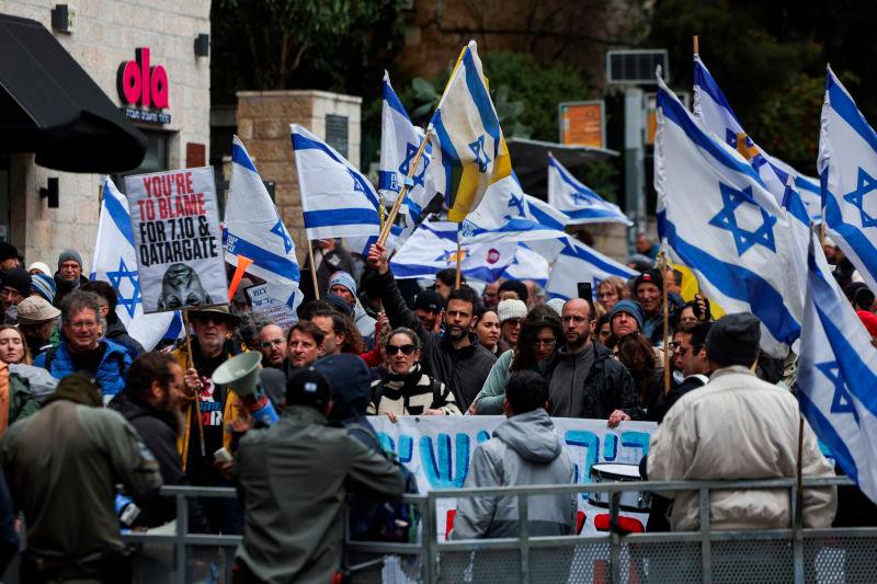 People take part in a protest against the Israeli government and Israeli Prime Minister Benjamin Netanyahu, and demanding the release of all hostages in Gaza, near Prime Minister Netanyahu’s residence in Jerusalem. REUTERSpix