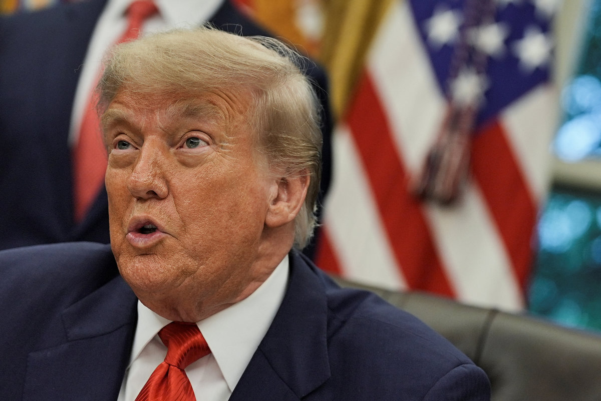 U.S. President Donald Trump speaks during a meeting with Democratic Republic of the Congo’s Foreign Minister Therese Kayikwamba Wagner (not pictured) and Rwanda’s Foreign Minister Olivier Nduhungirehe (not pictured) in the Oval Office at the White House in Washington D.C., June 27, 2025. - REUTERS