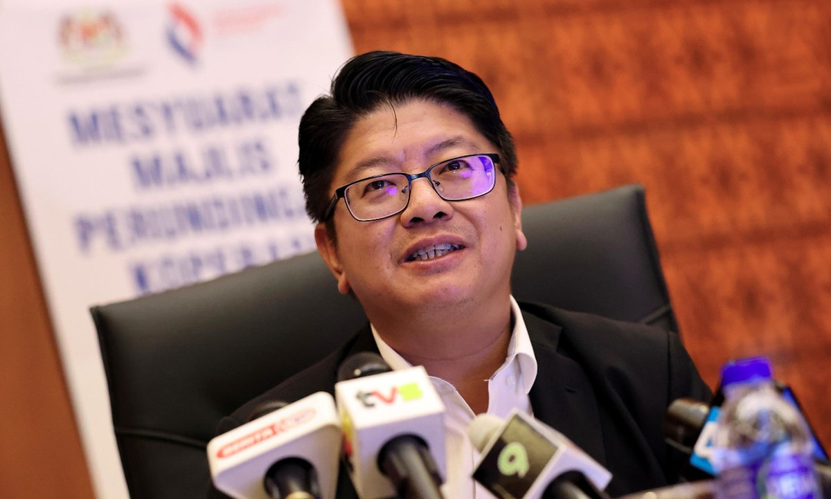 Minister of Entrepreneur and Cooperative Development Datuk Ewon Benedick. - BERNAMA