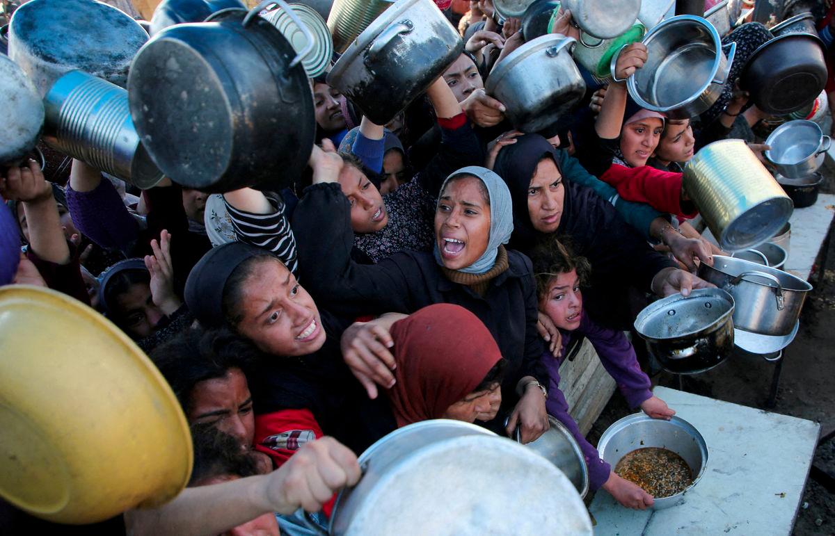 Sumber - Reuters