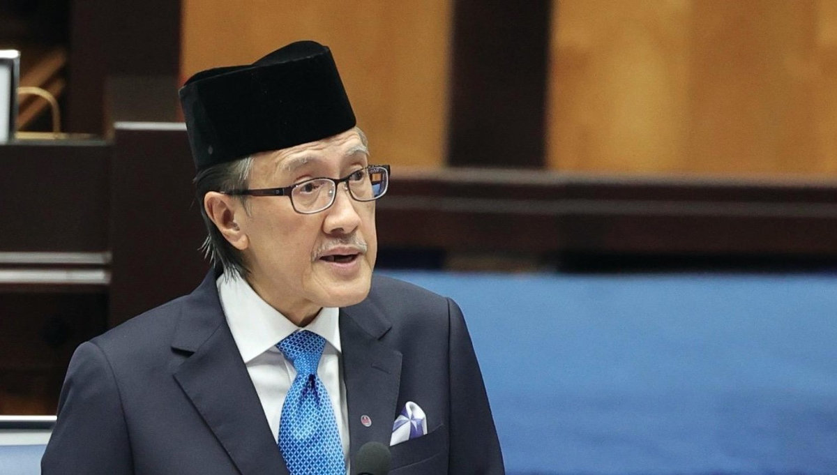 Menteri Kewangan negeri Datuk Seri Masidi Manjun. - BERNAMA