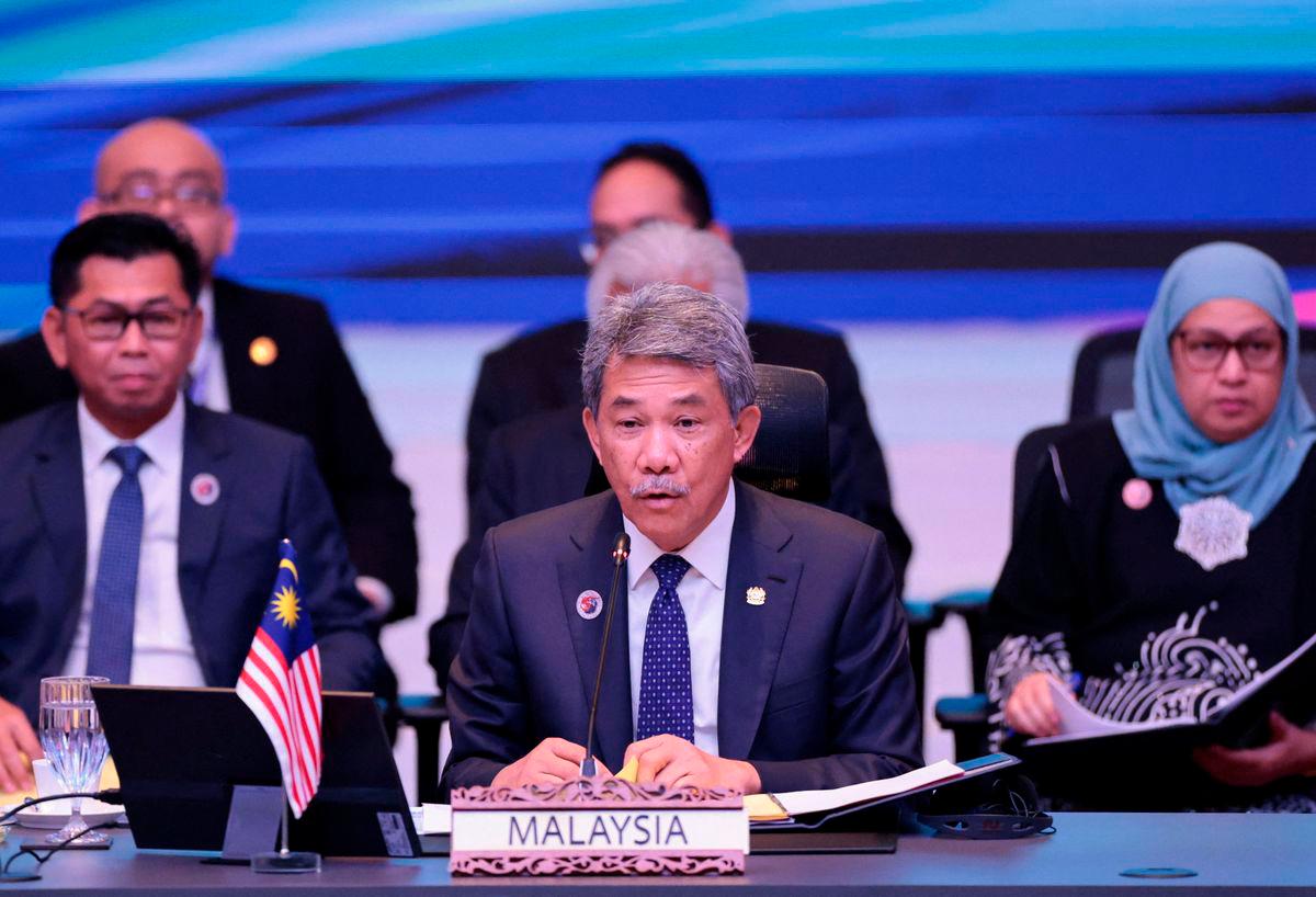 Menteri Luar Datuk Seri Mohamad Hasan- BERNAMA