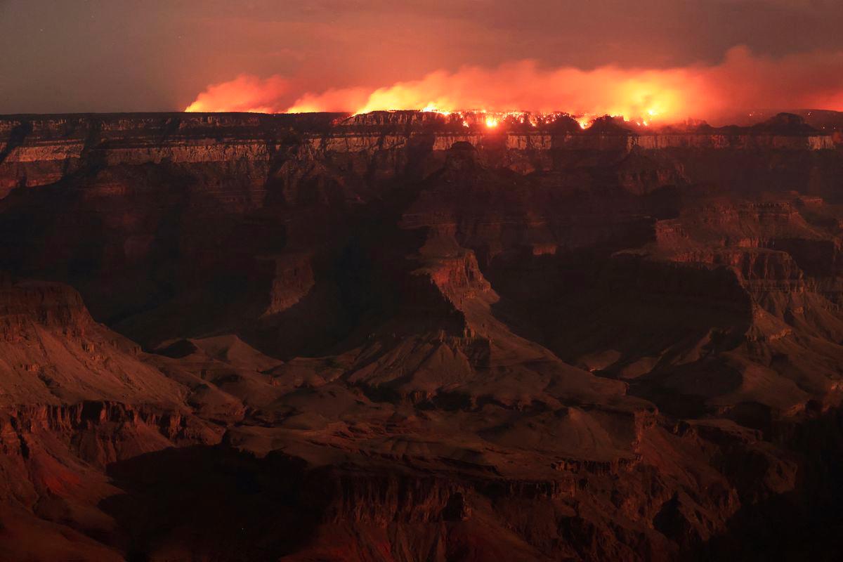 The Dragon Bravo Fire burns on the northern rim as seen from Mather Point on the southern rim of Grand Canyon, Arizona, U.S. July 15, 2025. - REUTERSPIX