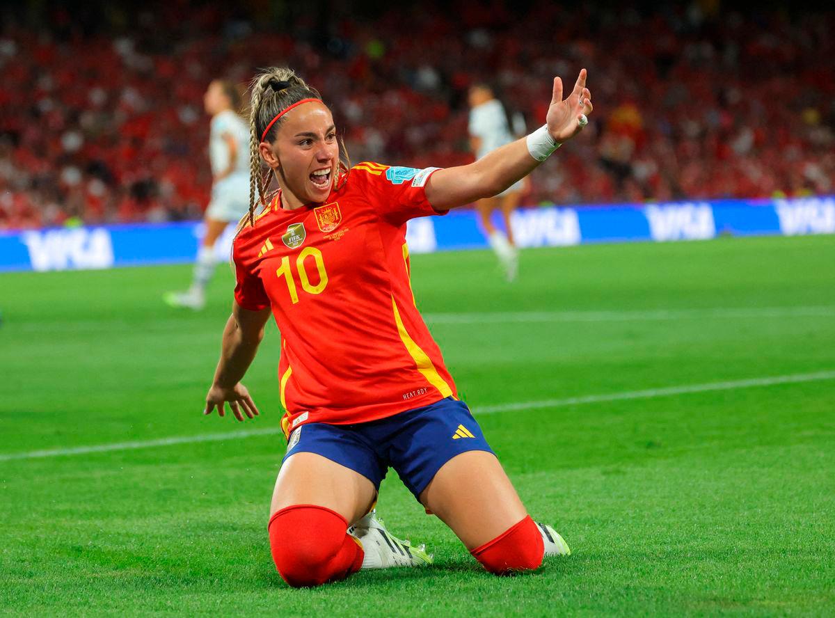 Spain’s Athenea celebrates scoring their first goal REUTERS/Denis Balibouse TPX IMAGES OF THE DAY- REUTERS