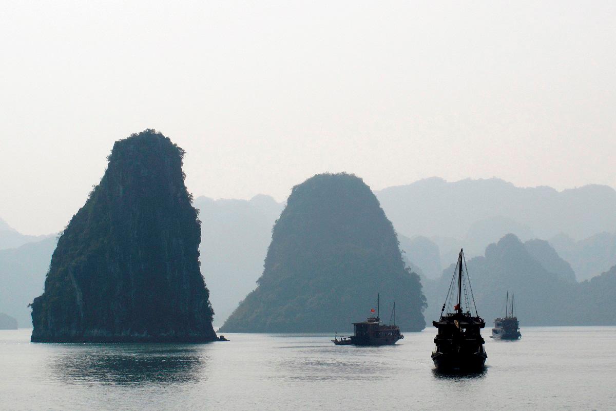 Tourist boats cruise in Halong Bay in this January 11, 2009 REUTERS file pic