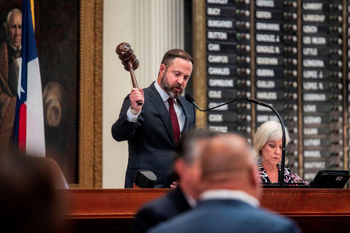 Speaker of the Texas House of Representatives Dustin Burrows gavels in while the Texas House lacks a quorum, since Democratic lawmakers left the state to deny Republicans the opportunity to redraw the state's 38 congressional districts, at the Texas State Capitol in Austin, Texas, U.S., August 11, 2025. - REUTERSPIX