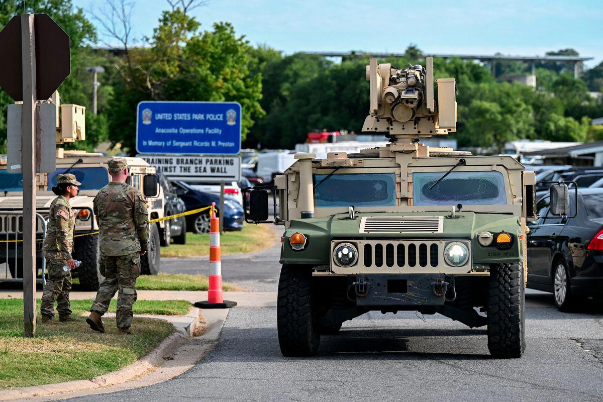 A Humvee vehicle leaves the Anacostia Park Police Field Office after U.S. President Donald Trump announced federal take over of the Metropolitan Police Department under the Home Rule Act and the deployment of the National Guard to assist in crime prevention in the nation's capital, in Washington, D.C., August 12, 2025. - REUTERSPIX