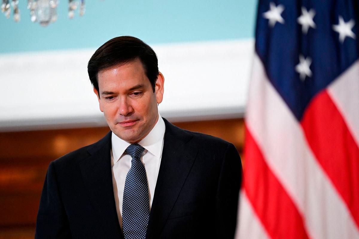 U.S. Secretary of State Marco Rubio looks down as he meets with Canadian Foreign Minister Anita Anand (not pictured) at the State Department, in Washington, D.C., U.S., August 21, 2025. REUTERS/Annabelle Gordon