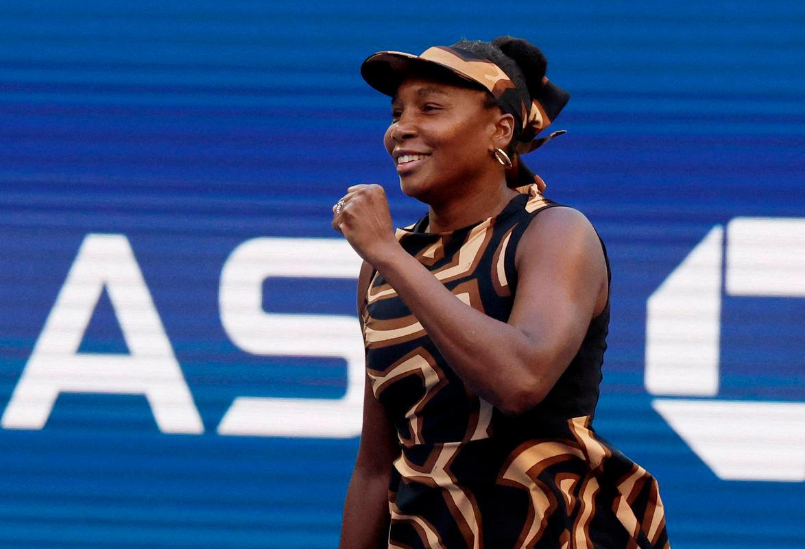 Venus Williams of the U.S. celebrates winning the first set during the round gf 16 match with Canada's Leylah Fernandez against Russia's Ekaterina Alexandrova and China's Shuai Zhang. - REUTERSPIX